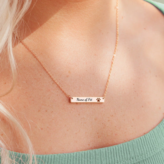 Cutout Paw Bar Necklace Engraved